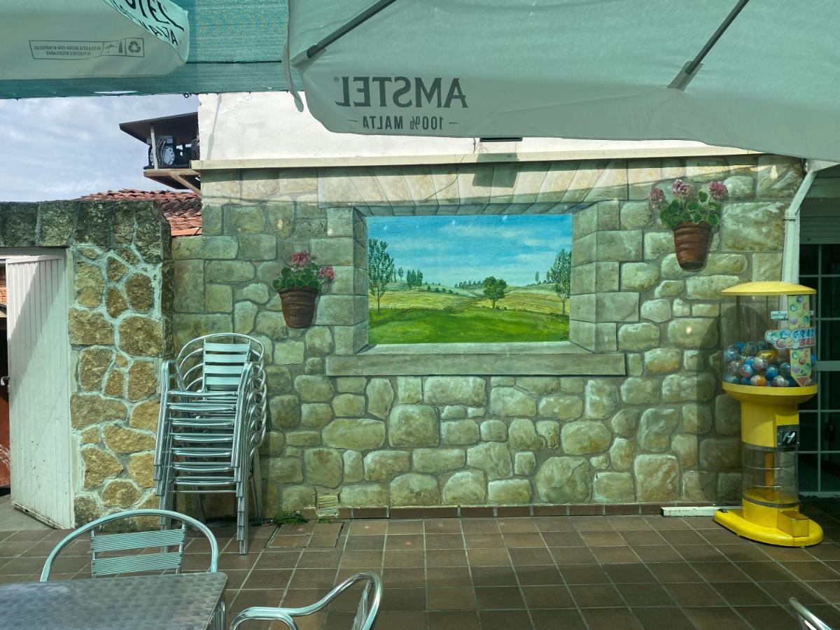 Hostal Restaurante Rio Ubierna Quintanilla-Vivar Ngoại thất bức ảnh